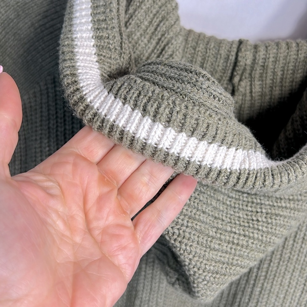 Roots Long Sleeve 100% Cotton Sweater Hoodie size L - Picture 6 of 8